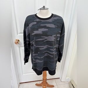 Old Navy Camouflage Sweatshirt - Black and Gray